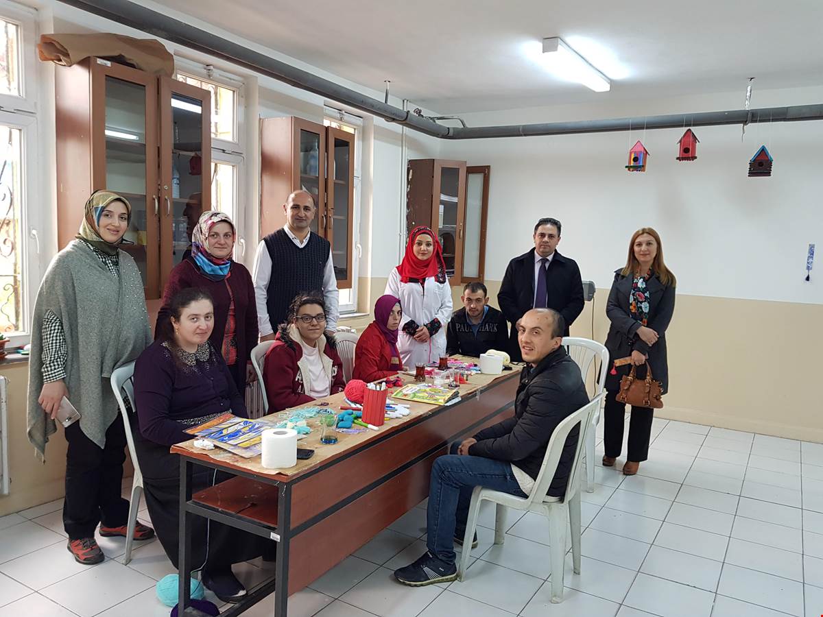 'Engelliler Sanatsal Aktivite Yapyor'