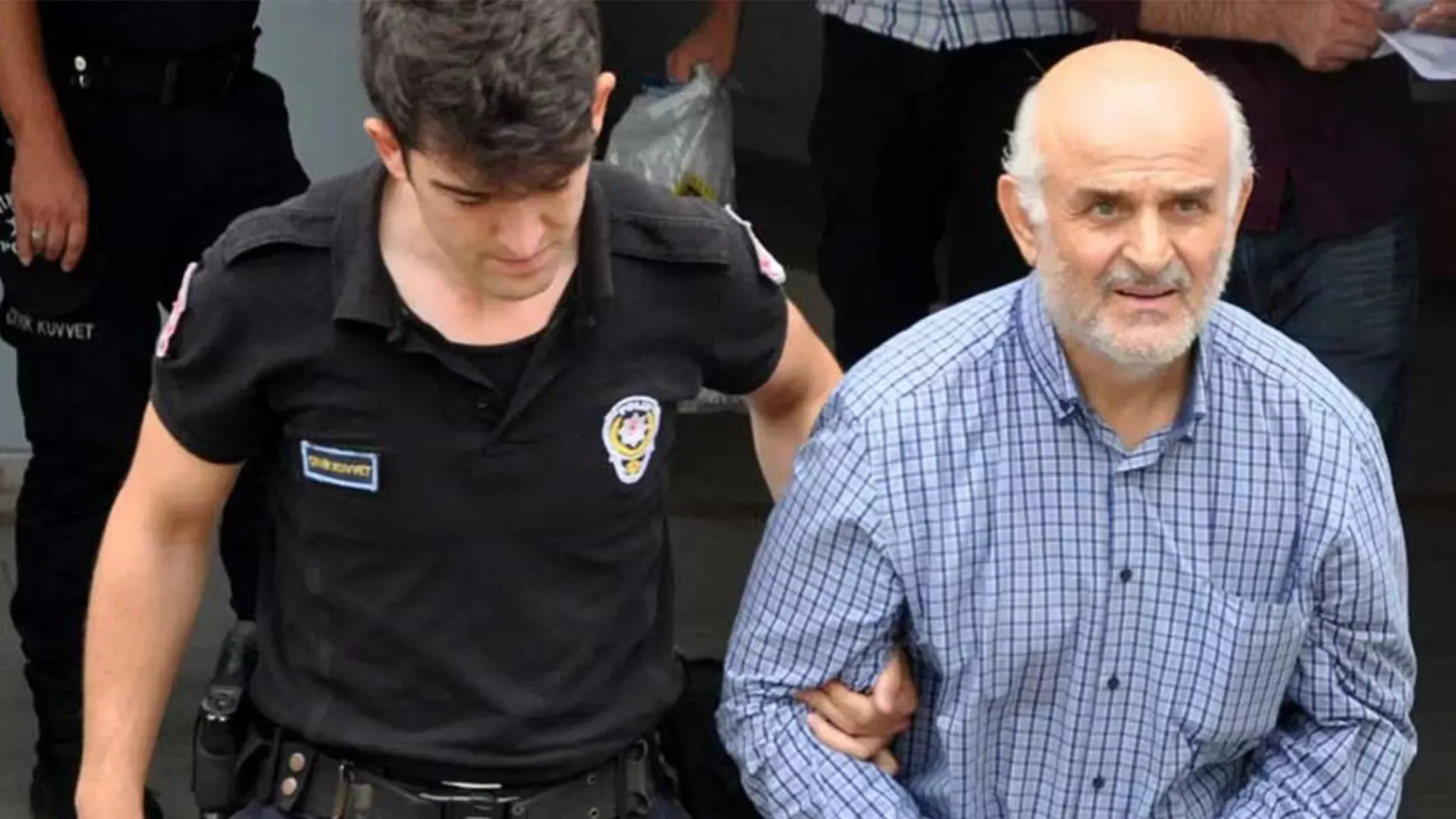 FET'den Yarglanan AK Parti Trabzon Eski Milletvekili in Karar Verildi!
