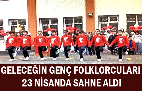 Gelecein Folklor Ekibi Sahne Ald


