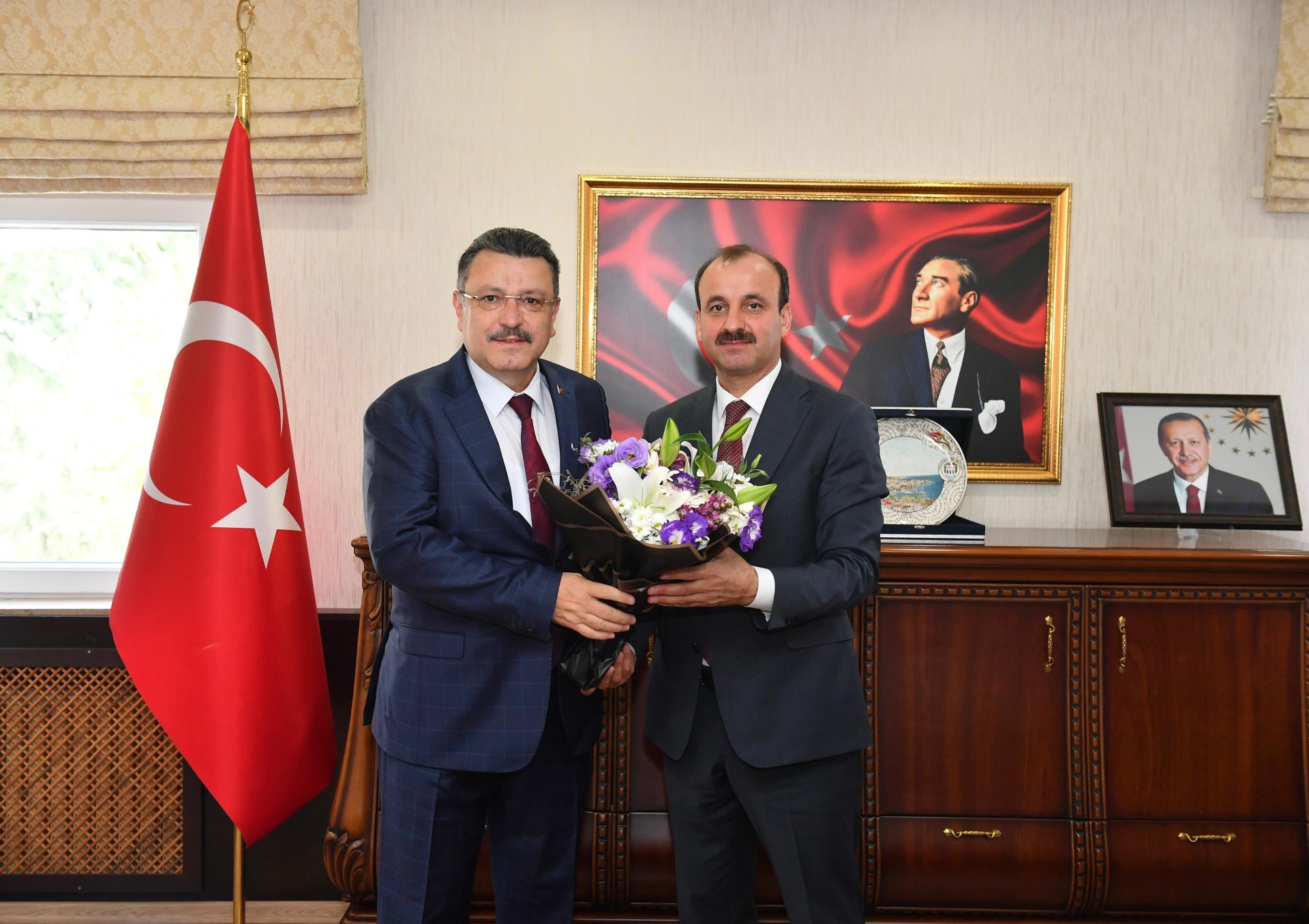 Gen: Eitim sz konusu olduunda akan sular durur

