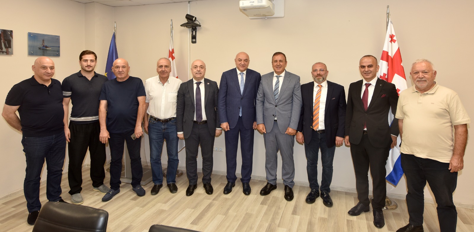 Grcistanla deniz yolu balantmz glendirmeliyiz

