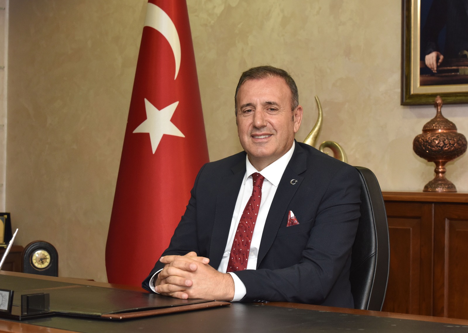 Havaliman kapasitemiz turizm sezonu iin yetersiz, acilen iyiletirme yaplmal


