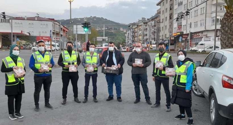 “İFTARA 5 KALA AK GENÇLİK YANINDA”