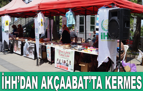 İHH Akçaabat'ta Kermes Düzenledi.