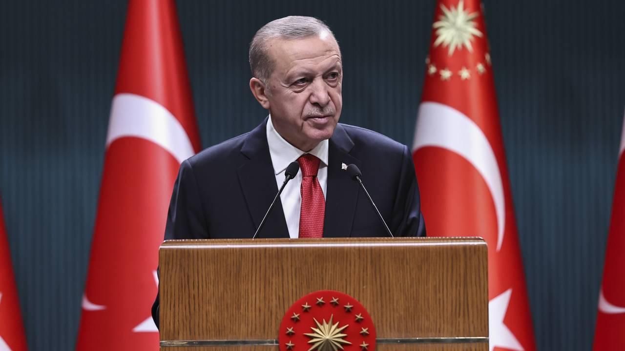 nternette dolanan liste gerek mi?
