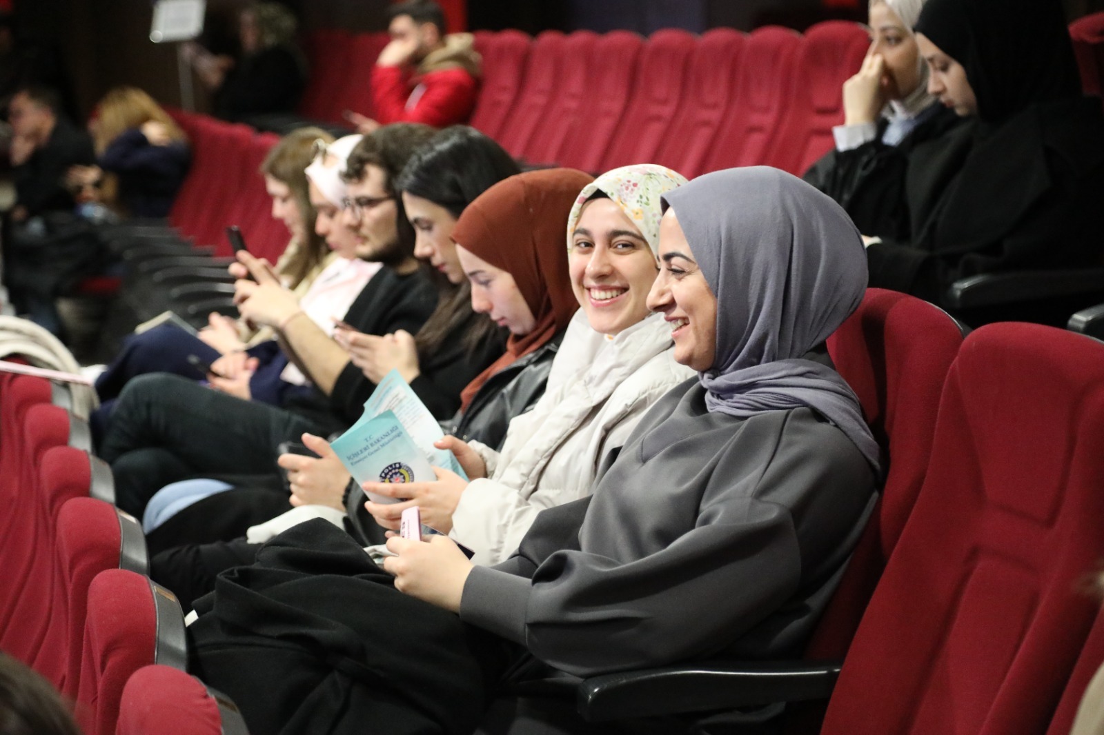 KAMPÜS KADES’E KATILDI