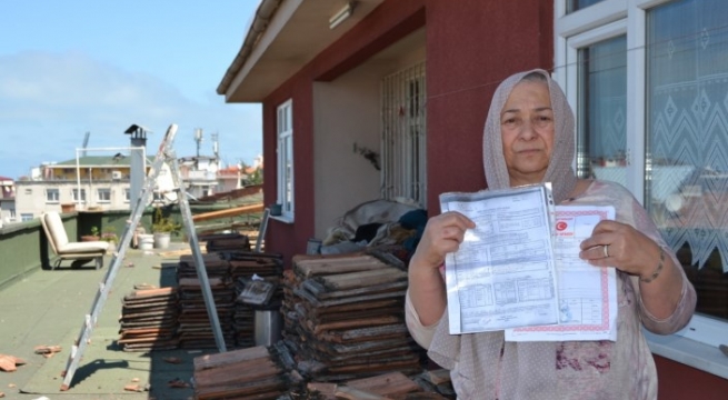 Komşu inadı Çatı yıktırdı!