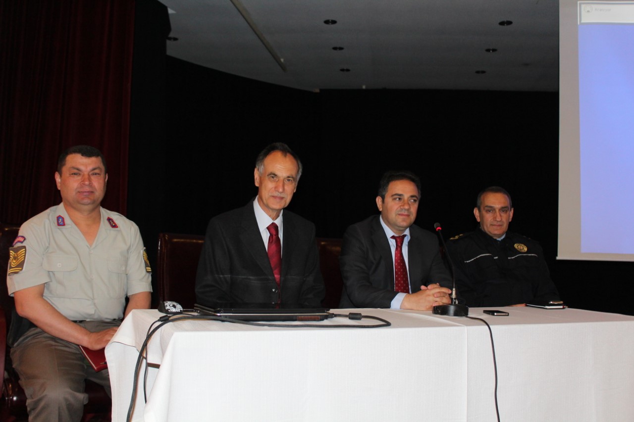 Muhtarlarla aylık toplantı yapıldı