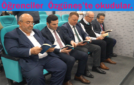 renciler  zgnete okudular.

 