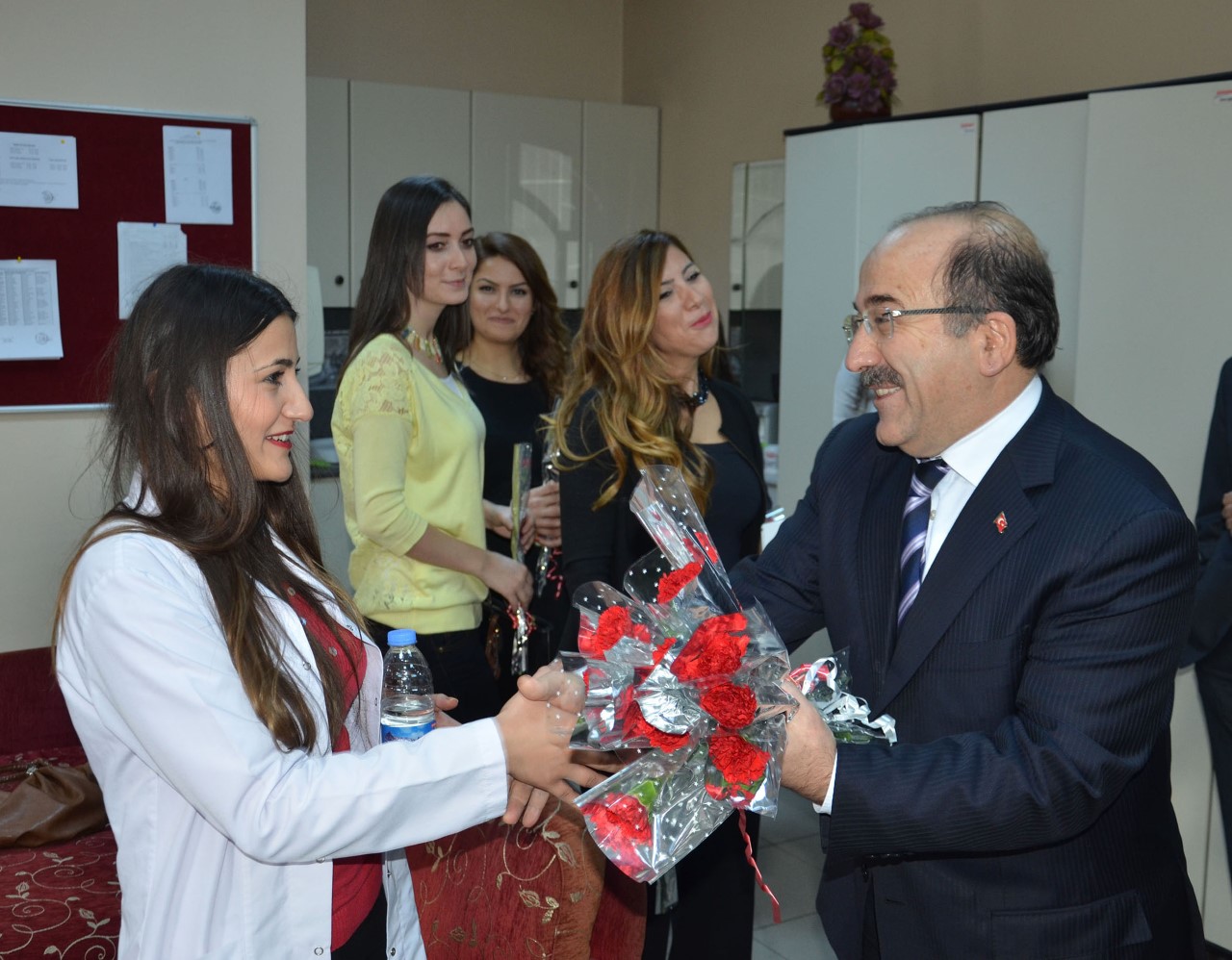 Öğretmenlerimiz istikbalimizin mimarlarıdır