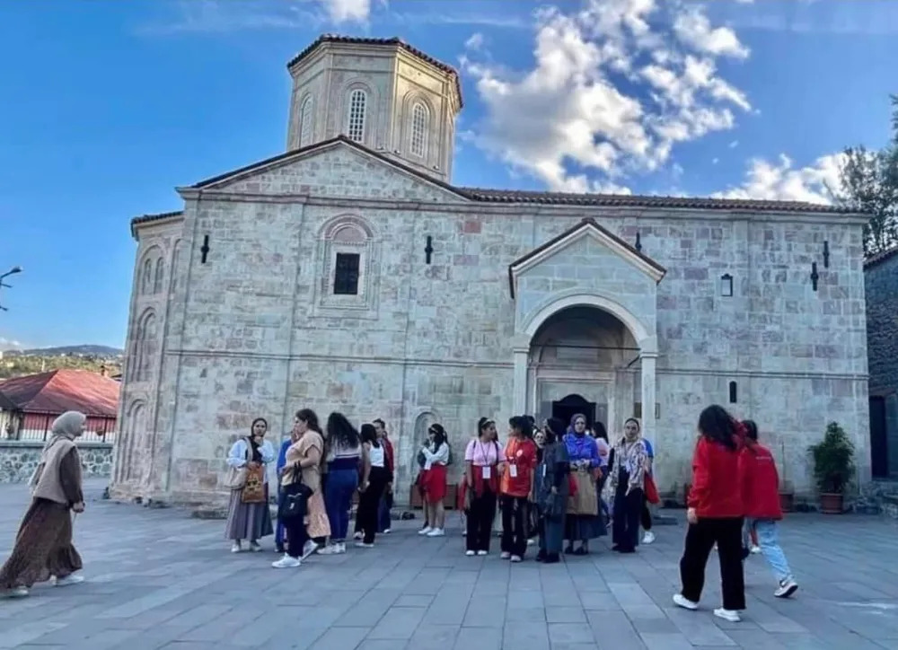 ORTAMAHALLE BAYRAMDA DA TURİSTLERİN İLGİ ODAĞI OLDU