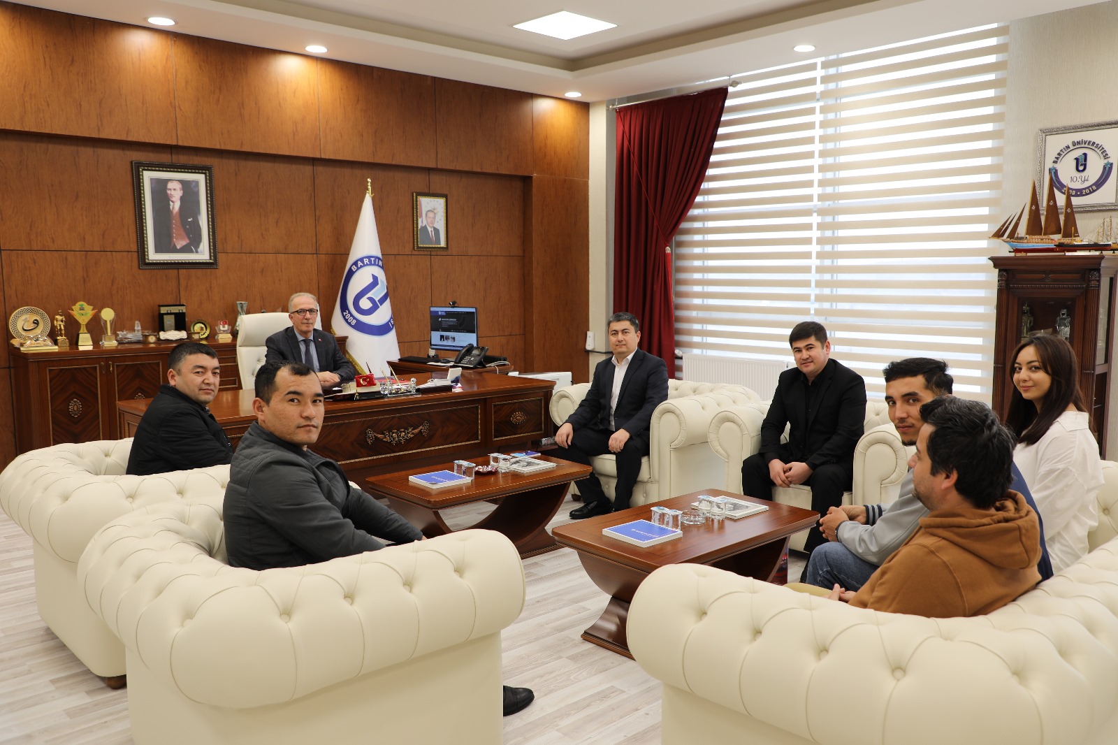 Özbekistan’dan akademisyenler BARÜ’yü ziyaret etti