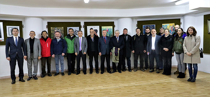 SYNERGY ART GROUP KARMA RESM SERGS YAPILDI
