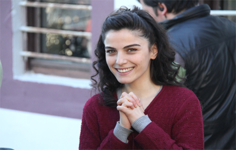 TARH ORTAMAHALLE AIKHAVA FLM PLATOSU OLDU