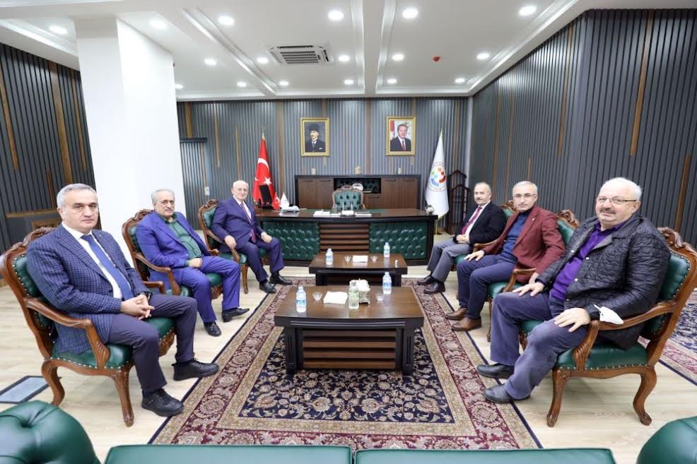 TBMM 27. Dnem Bakan Kahraman Trabzon niversitesini Ziyaret Etti

