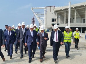 Toki Başkanı Akyazı Stadı’nda İncelemelerde Bulundu
