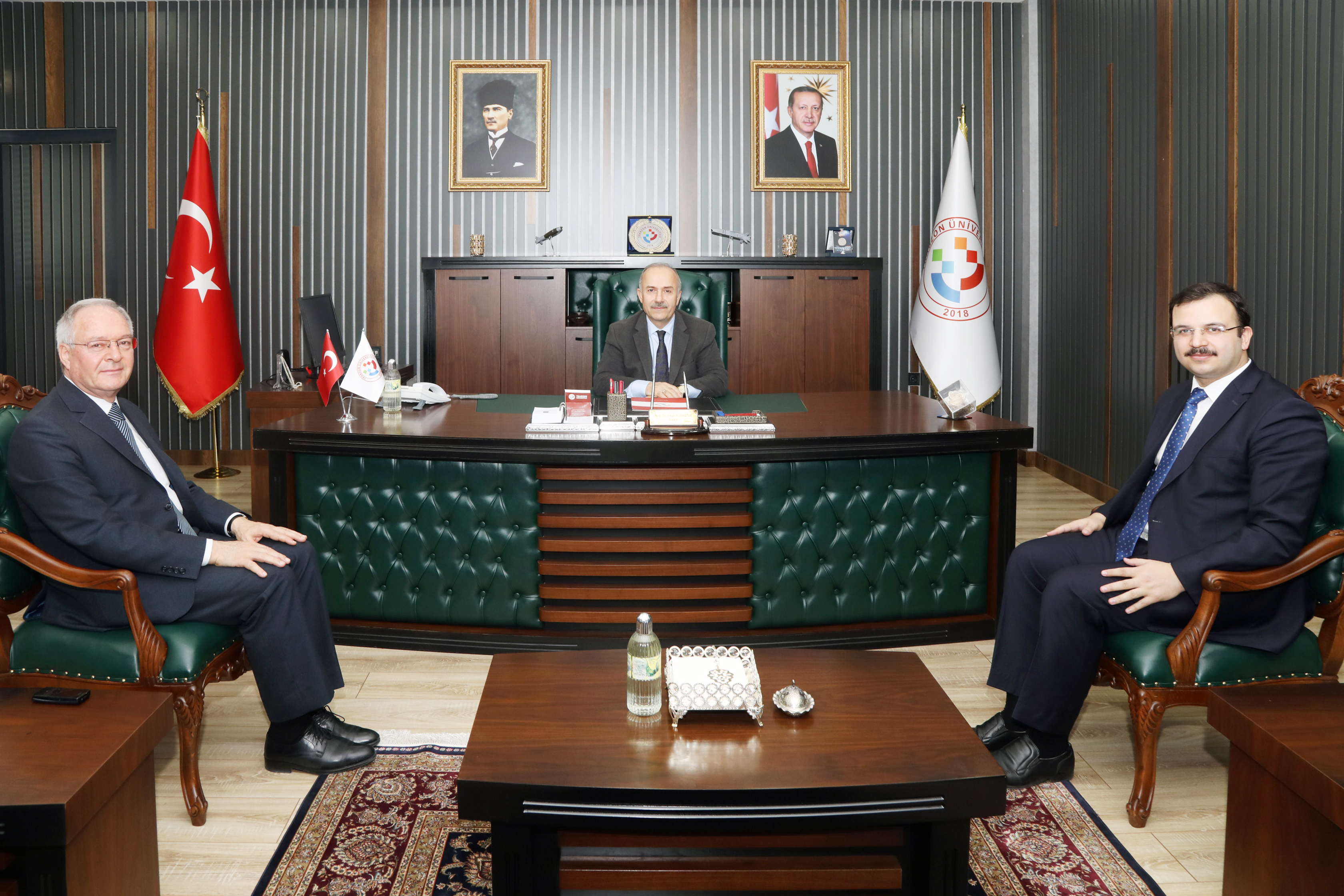 Tonya Belediye Bakan Beelden Rektr Akkutluya Ziyaret