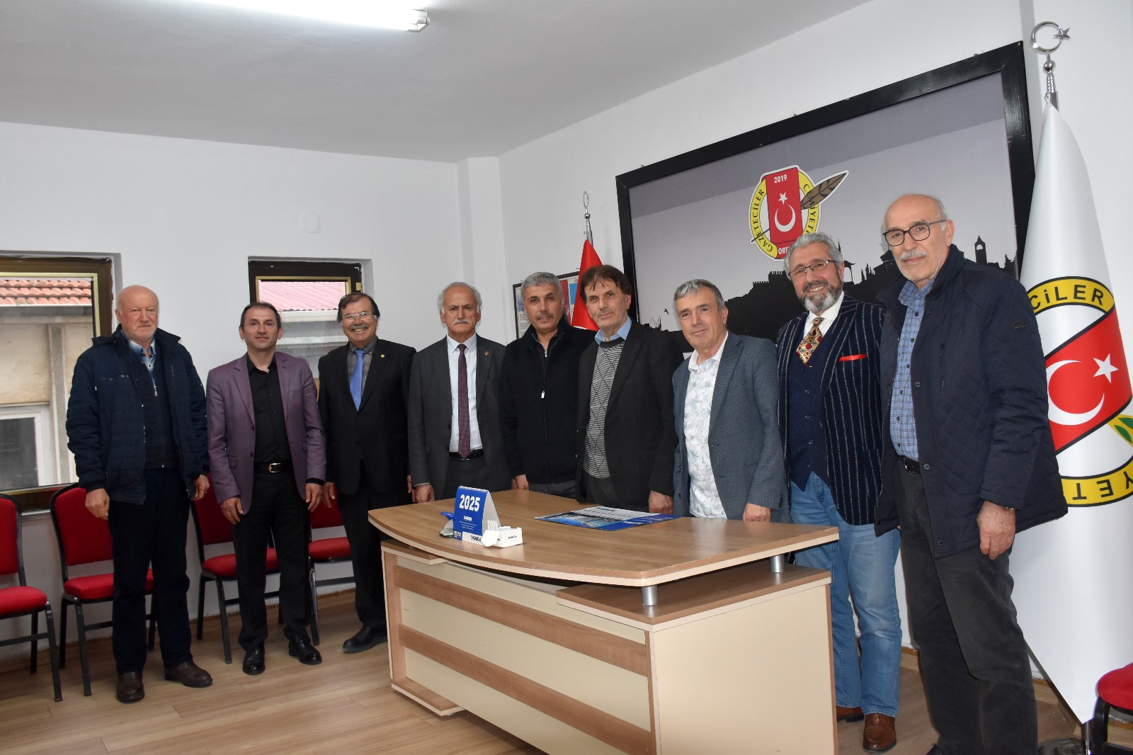 Tonyallar Derneinden Ortahisar Gazeteciler Cemiyetine Ziyaret.