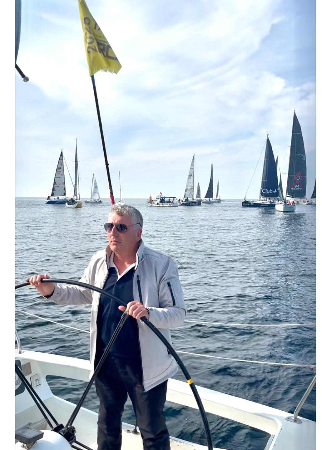 Trabzon Akyaz Yelken Kulbnden Cumhurbakanl 6. Uluslararas Yat Yarlarna Gururlu Katlm
