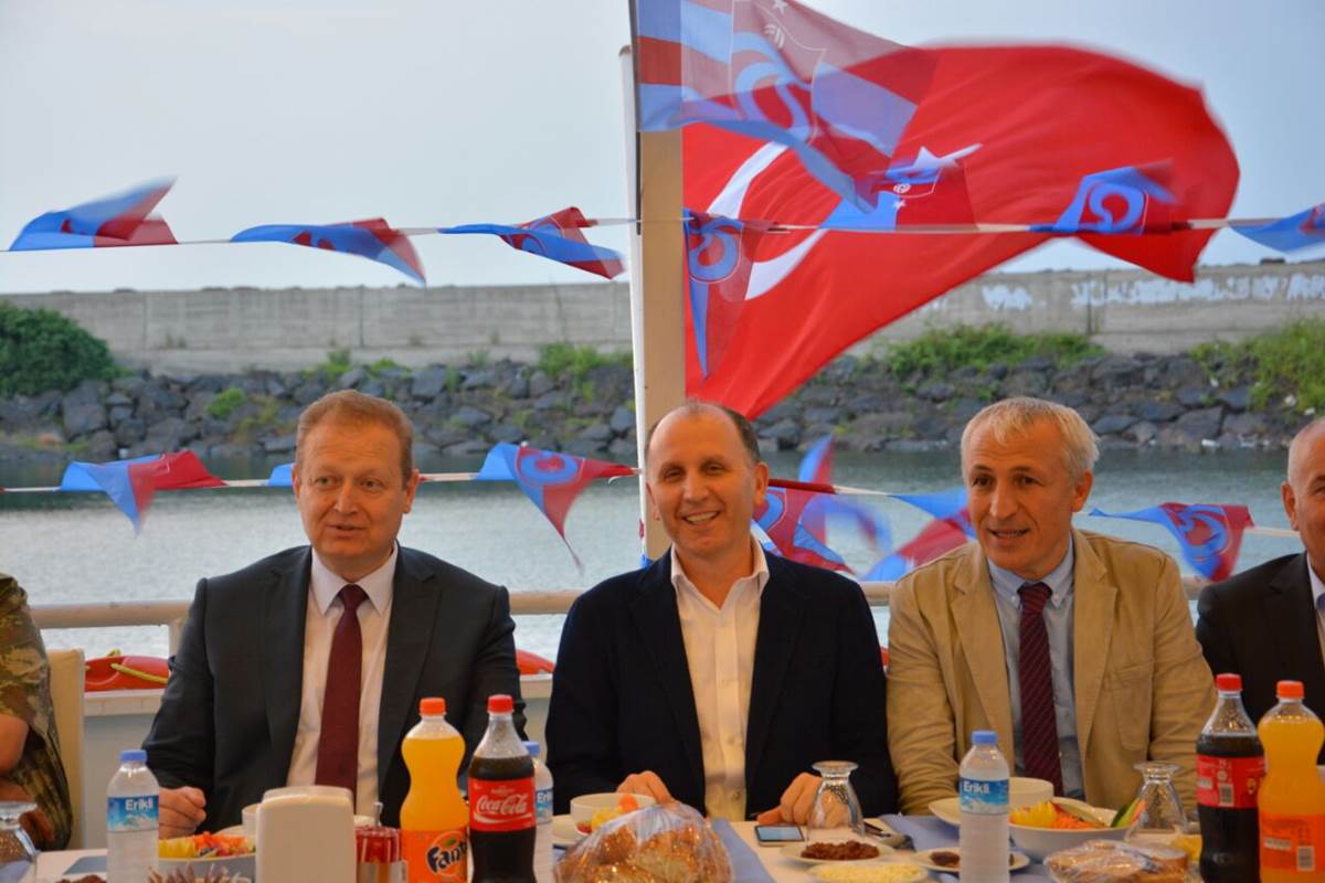Trabzonspor camias, iftarda bulutu
