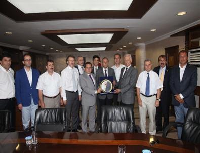 Vali Kzlckn Veda Ziyaretleri

 