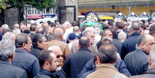 Vardalolu Ailesi zgn 