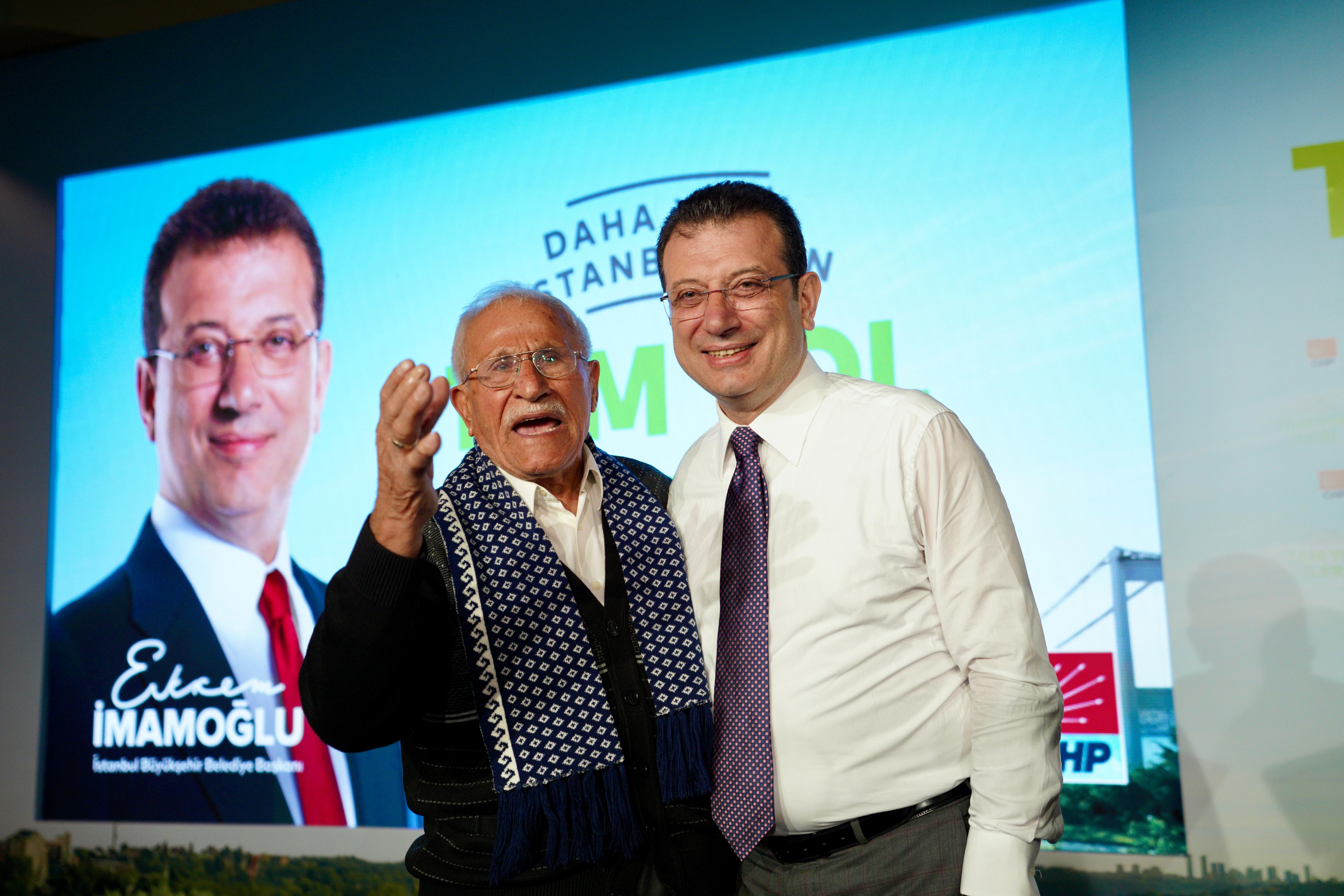 YEL STANBUL PROJE TANITIM TOPLANTISINDA KONUTU

