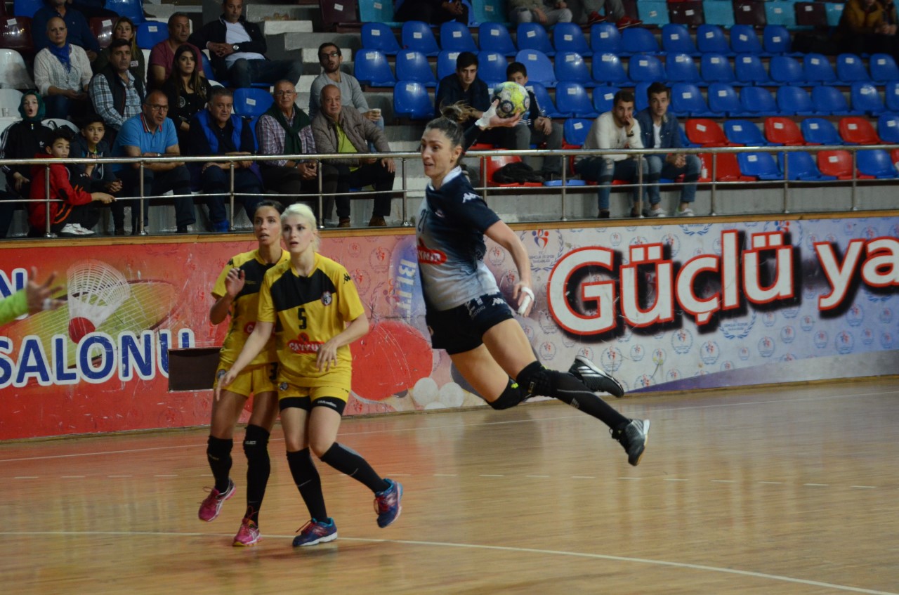 ZAĞNOSSPOR DERBİDE AFFETMEDİ