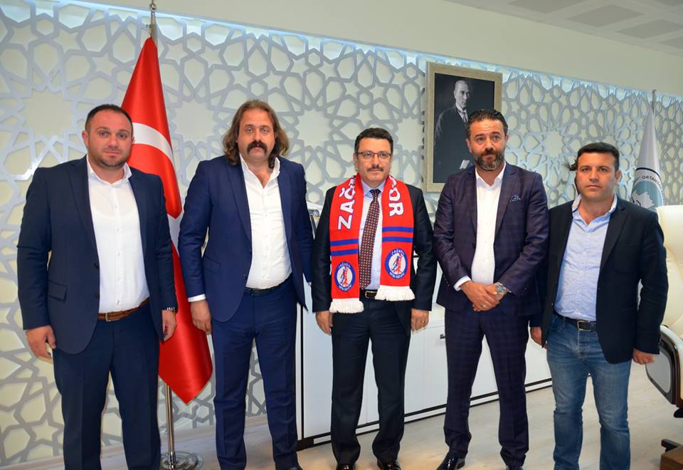 Zanosspor'dan Bakan Gene ziyaret.