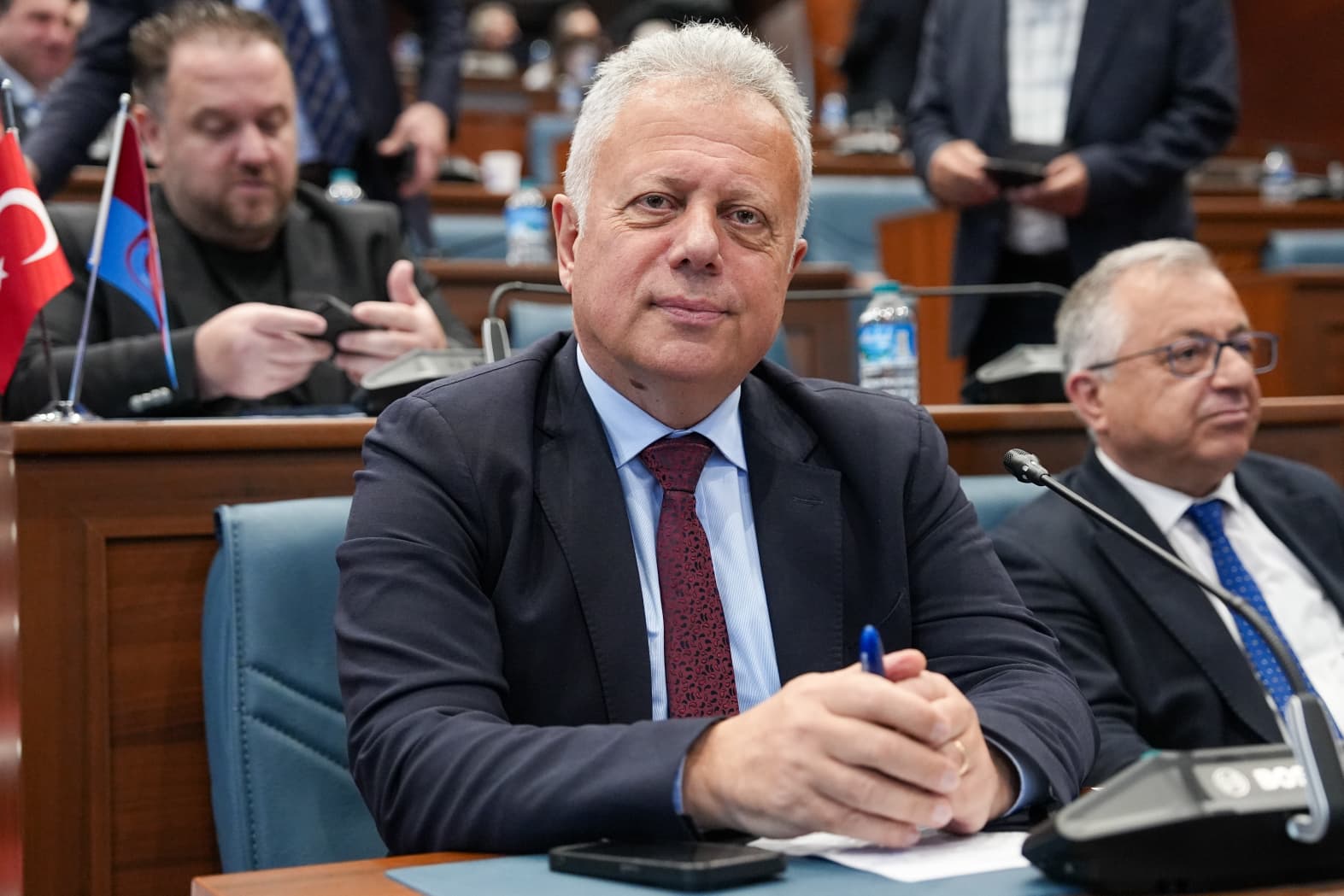 ZORLU: “BÜYÜKŞEHİR BELEDİYESİ AŞIRI BORÇLANIYOR, BUNA ‘DUR’ DENİLMELİ”